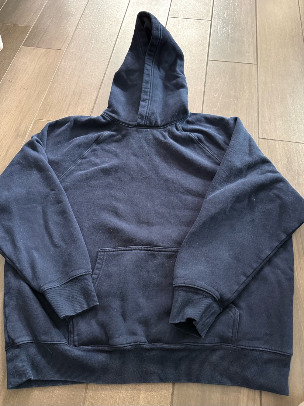 Aritzia sweatfleece cozy fleece hoodie navy size small